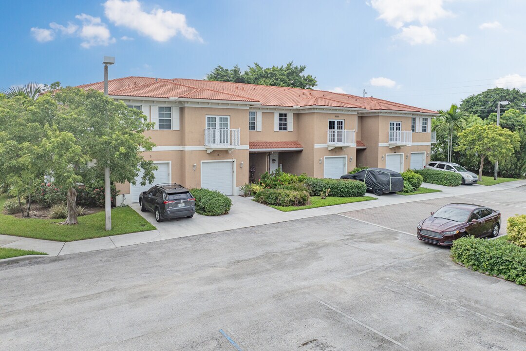 Boca Place in Boca Raton, FL - Foto de edificio