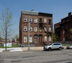 17-19 Lincoln Pky in Newark, NJ - Building Photo - Building Photo