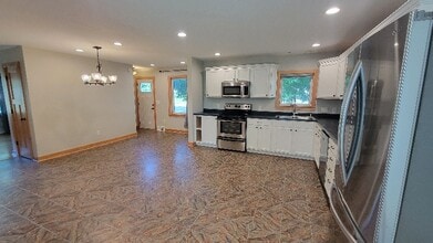 200 Gilman St in Verona, WI - Building Photo - Building Photo