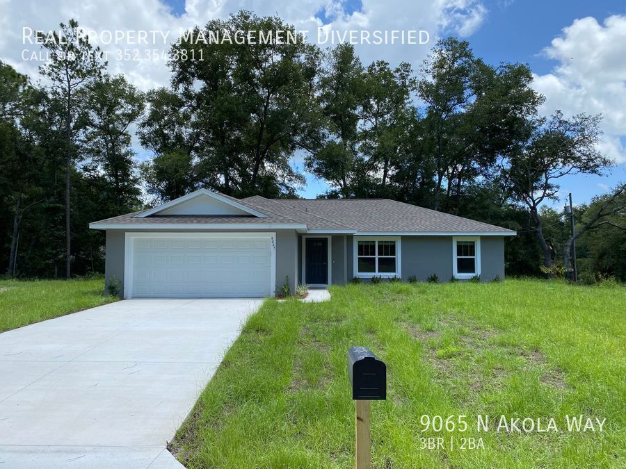 9065 N Akola Way in Citrus Springs, FL - Building Photo