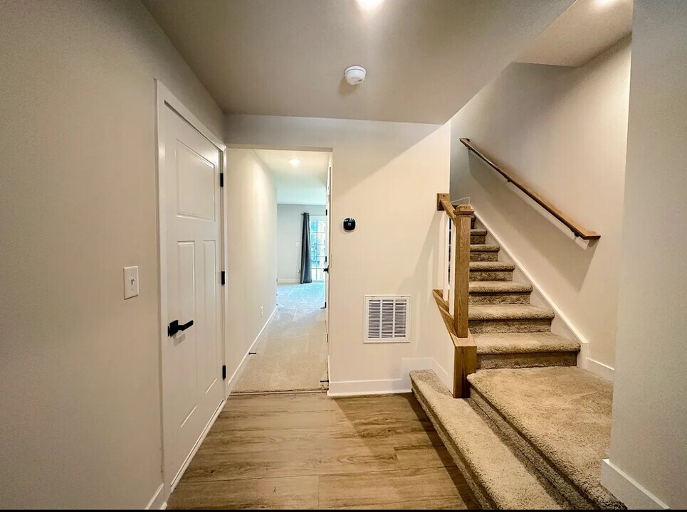 5020 Springarn Ct in Charlotte, NC - Building Photo