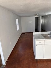 208 Spruce St in Mary Esther, FL - Building Photo - Building Photo