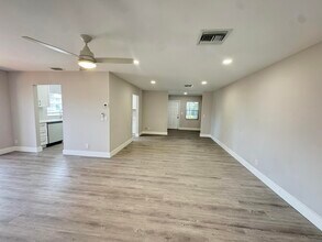 6603 Overland Dr in Delray Beach, FL - Building Photo - Building Photo