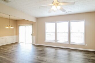 411 Pondweed Dr in Lawrenceville, GA - Building Photo - Building Photo