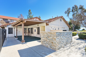 Rudolph Hendrickson Senior Apartments in Rancho Cucamonga, CA - Building Photo - Building Photo