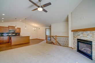 400 Odyssey Ct in Oregon, WI - Building Photo - Building Photo