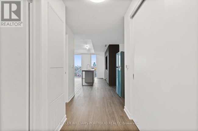 185-1185 Alberta Ave in Toronto, ON - Building Photo - Building Photo