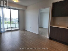 25-1825 Holly St in Toronto, ON - Building Photo - Building Photo