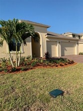 10005 W Verona Cir in Vero Beach, FL - Building Photo - Building Photo