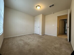 2204 Historic Cir in Morrisville, NC - Building Photo - Building Photo