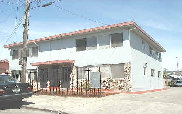 6620 Herzog St in Oakland, CA - Building Photo - Building Photo