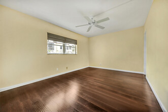 1 Abbey Ln in Delray Beach, FL - Building Photo - Building Photo