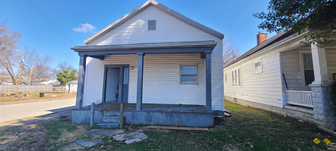 1400 S Bedford Ave in Evansville, IN - Building Photo