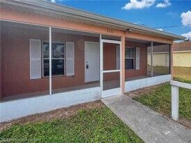 5231 27th St SW in Lehigh Acres, FL - Building Photo