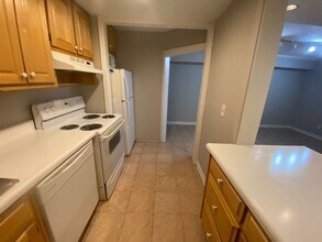 860 Briarcliff Rd NE in Atlanta, GA - Building Photo - Building Photo