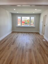 206 Wilson Rd S in Oshawa, ON - Building Photo - Building Photo