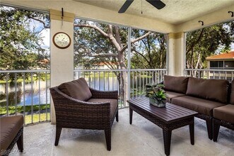 100 Diamond Cir in Naples, FL - Building Photo - Building Photo