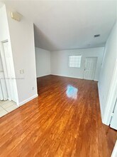 373 NE 26th Pl in Homestead, FL - Building Photo - Building Photo