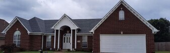4456 Alixs Dr in Memphis, TN - Building Photo