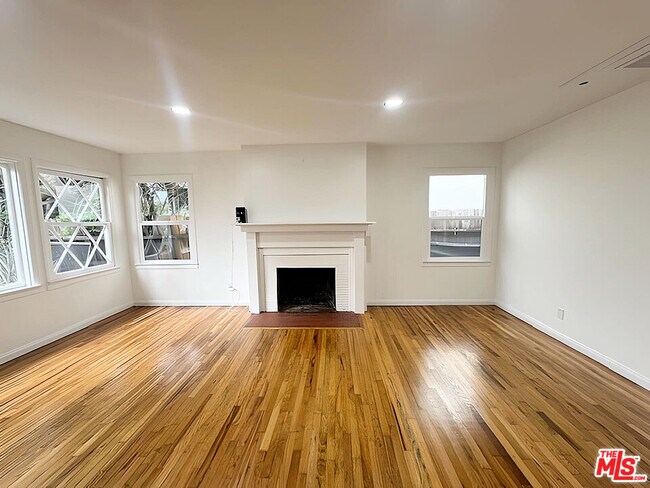 3416 Boone Ave in Los Angeles, CA - Building Photo - Building Photo