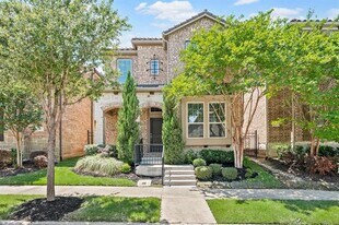 6835 DeLeon St in Irving, TX - Building Photo