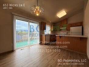 653 Wicks Ln E in Eatonville, WA - Building Photo - Building Photo