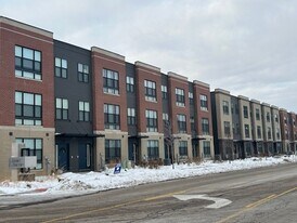 314 Summit Cir in Lombard, IL - Building Photo