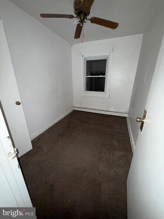 1316 Edgewood Ave in Trenton, NJ - Building Photo