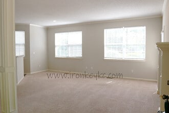 9221 Boehm Dr in Lenexa, KS - Building Photo - Building Photo