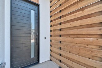 2108 Tillery St in Austin, TX - Building Photo - Building Photo