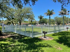 Park On Central in Kissimmee, FL - Building Photo - Building Photo