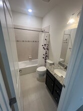 1642 Dorothy Ln in Woodbridge, VA - Building Photo - Building Photo