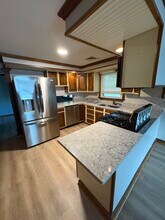 3627 Oak Park Dr in Fort Wayne, IN - Building Photo - Building Photo