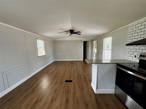 22504 E Martin Dr in Porter, TX - Building Photo - Building Photo