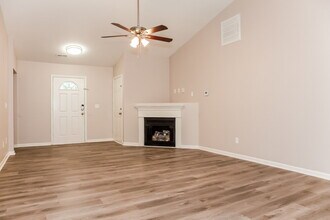 6752 Sullins Rd in Charlotte, NC - Building Photo - Building Photo