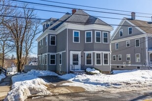 5 Lothrop St in Plymouth, MA - Building Photo
