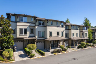 Altura Townhomes in Bothell, WA - Building Photo - Building Photo