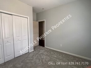 52 Woodcreek Cir in Swannanoa, NC - Building Photo - Building Photo