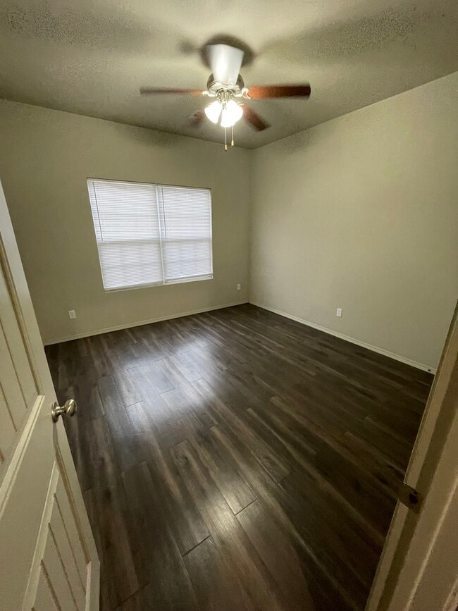 3165 S Waterview Ln in Joplin, MO - Foto de edificio - Building Photo