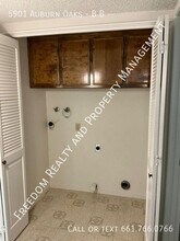 5901 Auburn Oaks Dr in Bakersfield, CA - Building Photo - Building Photo