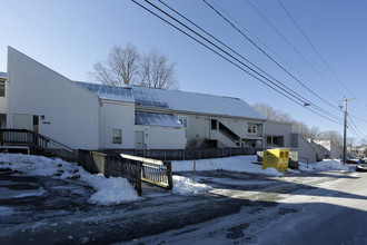 Grant House in South Berwick, ME - Building Photo - Building Photo