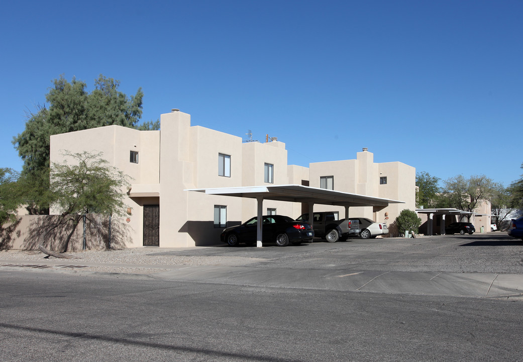 3315-3321 E Presidio Rd in Tucson, AZ - Foto de edificio