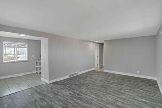 1542 W Nevada Pl in Denver, CO - Building Photo - Building Photo