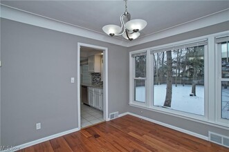 4537 Birchwold Rd in South Euclid, OH - Building Photo - Building Photo
