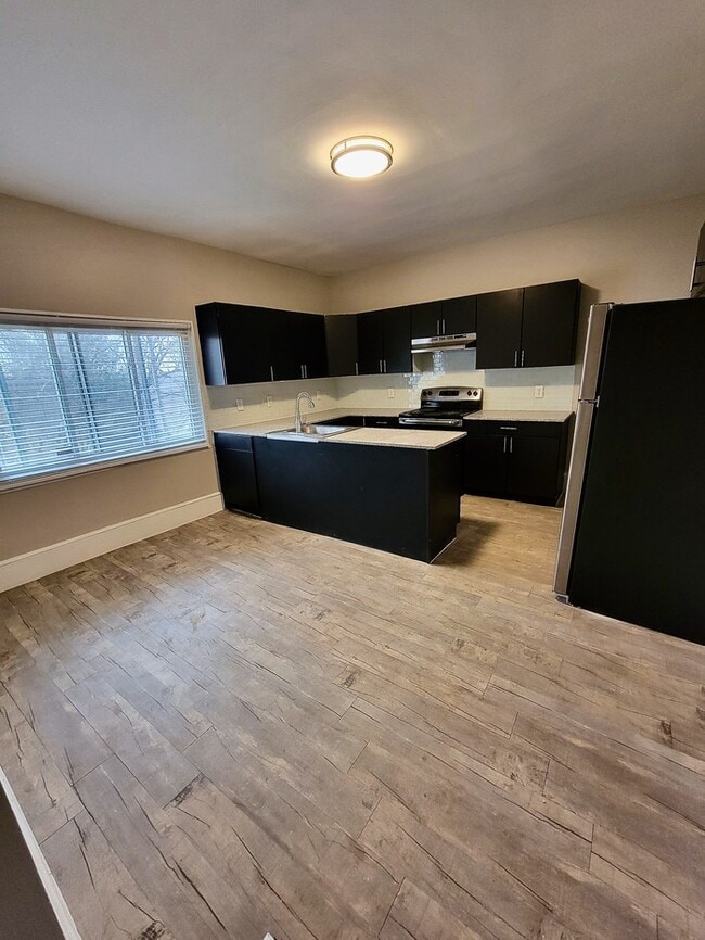 1407 Virginia Ave in Pittsburgh, PA - Building Photo - Building Photo