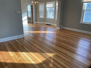 3182 Meredith Ave in Omaha, NE - Building Photo - Building Photo