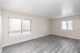 355 Staten in Oakland, CA - Building Photo - Building Photo
