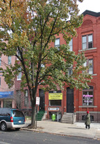 2213 N Charles St Apartamentos