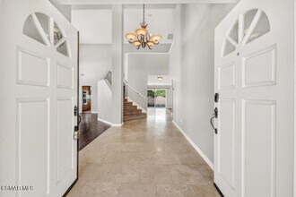 852 Admiral Ct in Oak Park, CA - Building Photo - Building Photo
