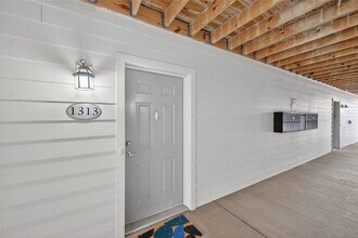 1313 Piedmont Cir in St. Peters, MO - Building Photo - Building Photo